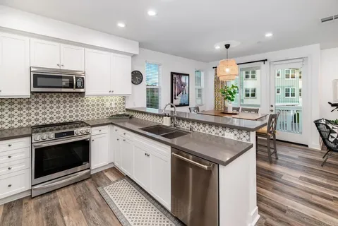 $899,000 | 1115 Sea Glass Way, Oceanside, CA 92054