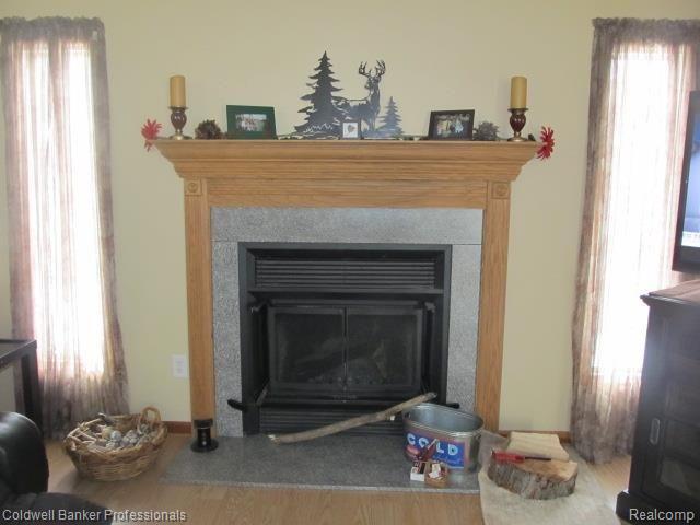38727 Wade Road Romulus, MI 48174 - Photo 13 of 31 Natural fireplace