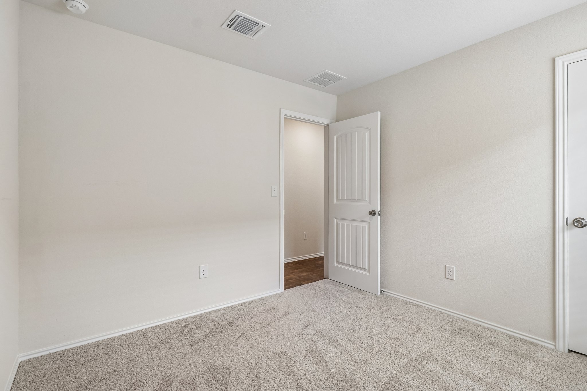 12317 Token Trail Elgin, TX 78621 - Photo 21 of 29 Gallery Image 21