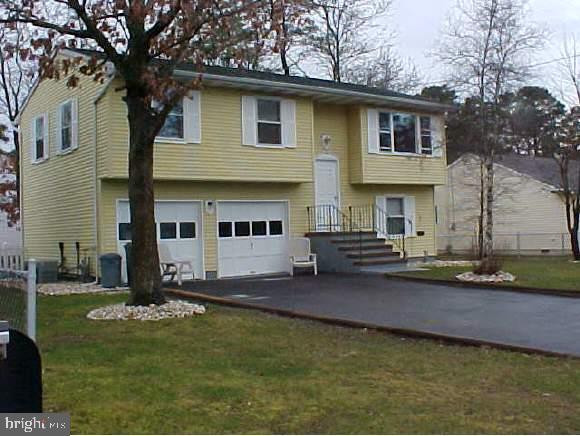 125 Wave Road Manahawkin, NJ 08050 - Photo 1 of 11