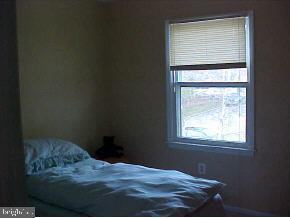 125 Wave Road Manahawkin, NJ 08050 - Photo 4 of 11