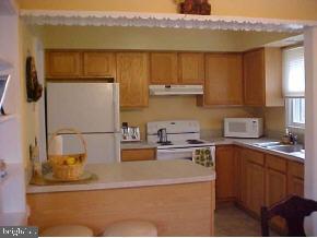 125 Wave Road Manahawkin, NJ 08050 - Photo 8 of 11