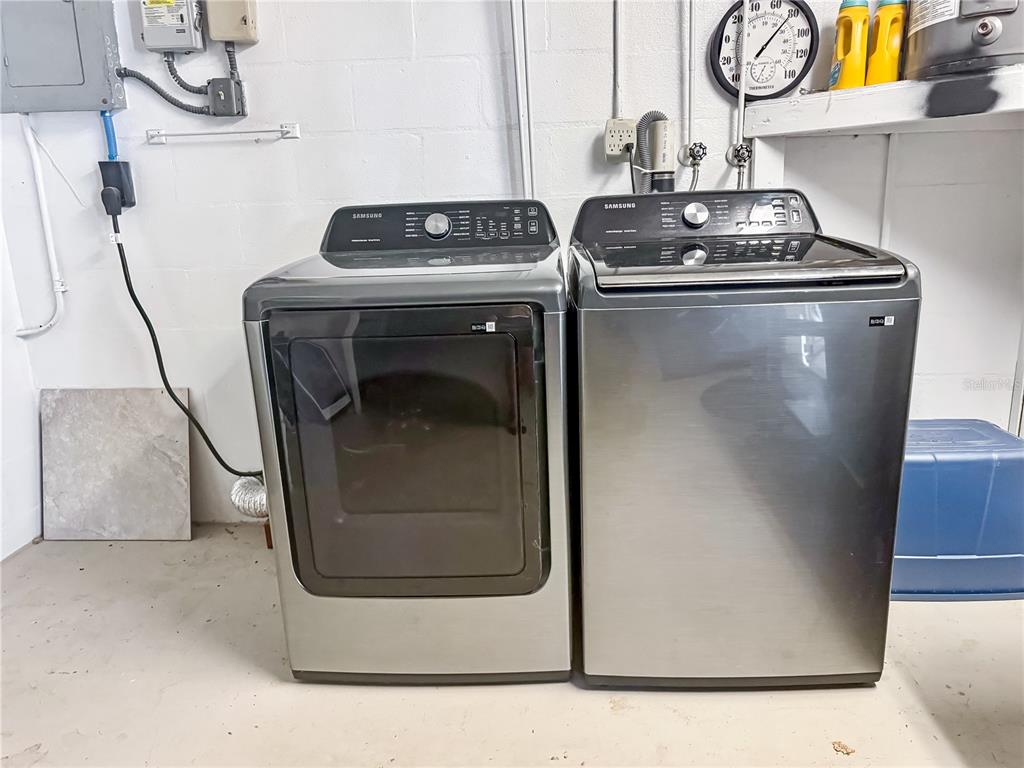 934 Fundy Road Venice, FL 34293 - Photo 9 of 11