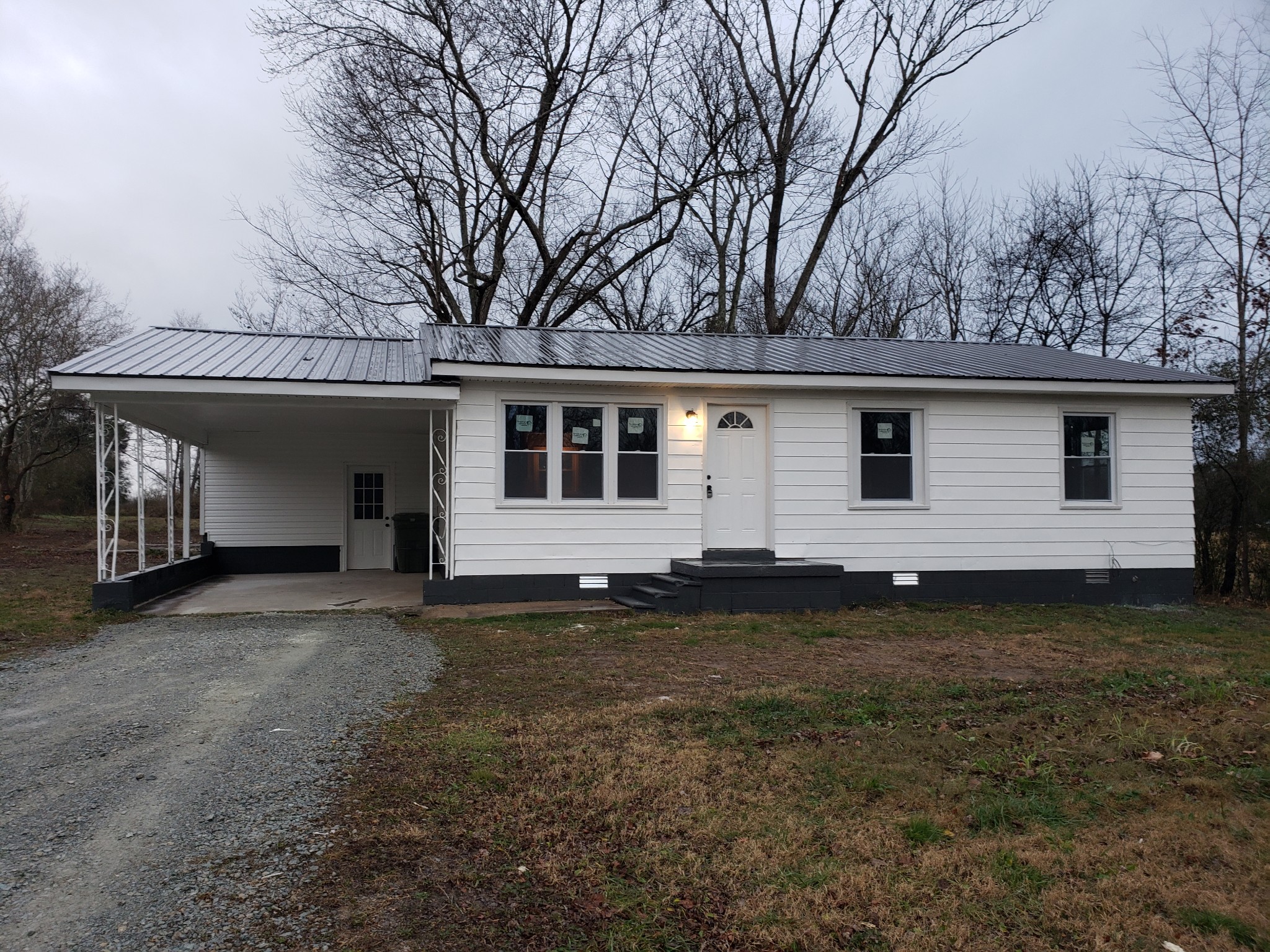 1615 Old Florence Road Lawrenceburg, TN 38464 - Photo 1 of 25 Gallery Image 1
