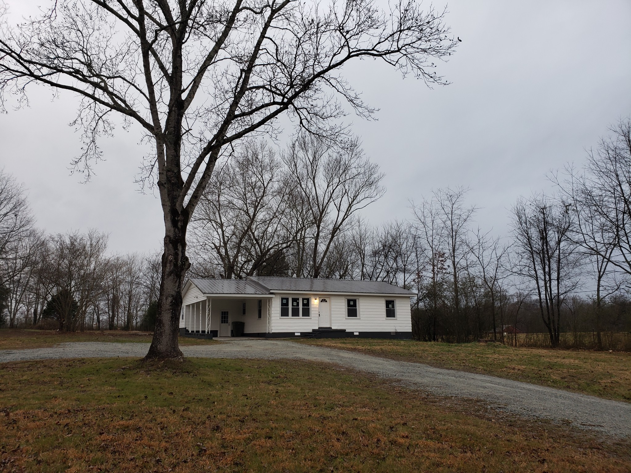 1615 Old Florence Road Lawrenceburg, TN 38464 - Photo 2 of 25 Gallery Image 2