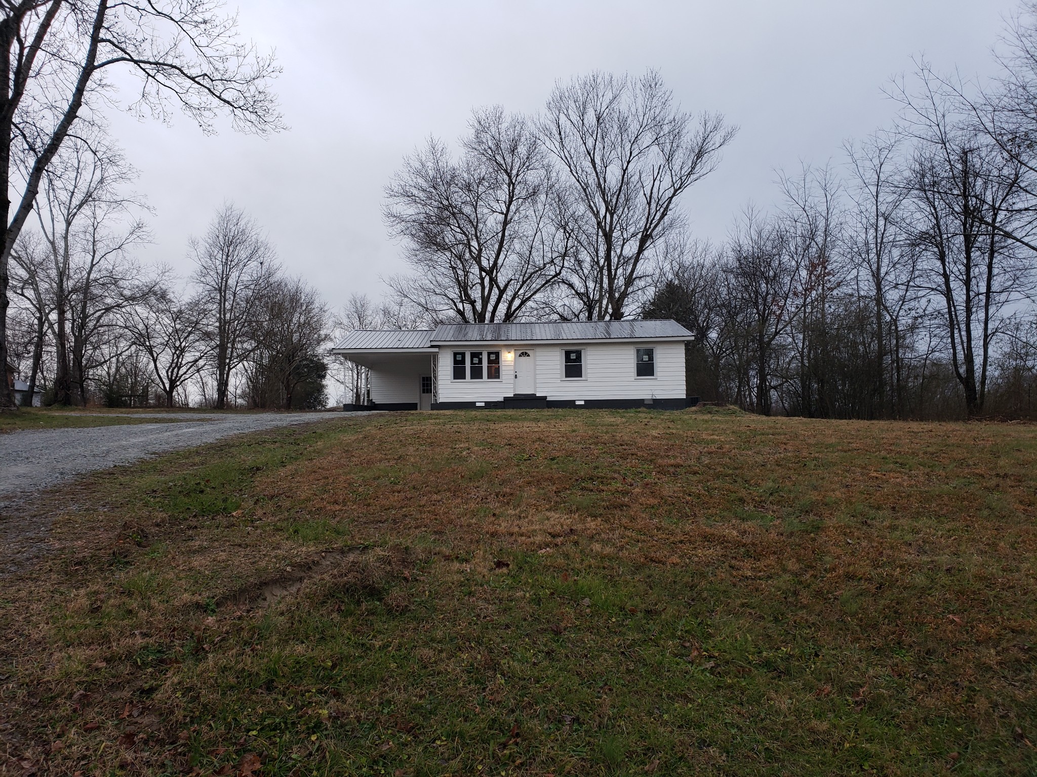 1615 Old Florence Road Lawrenceburg, TN 38464 - Photo 3 of 25 Gallery Image 3