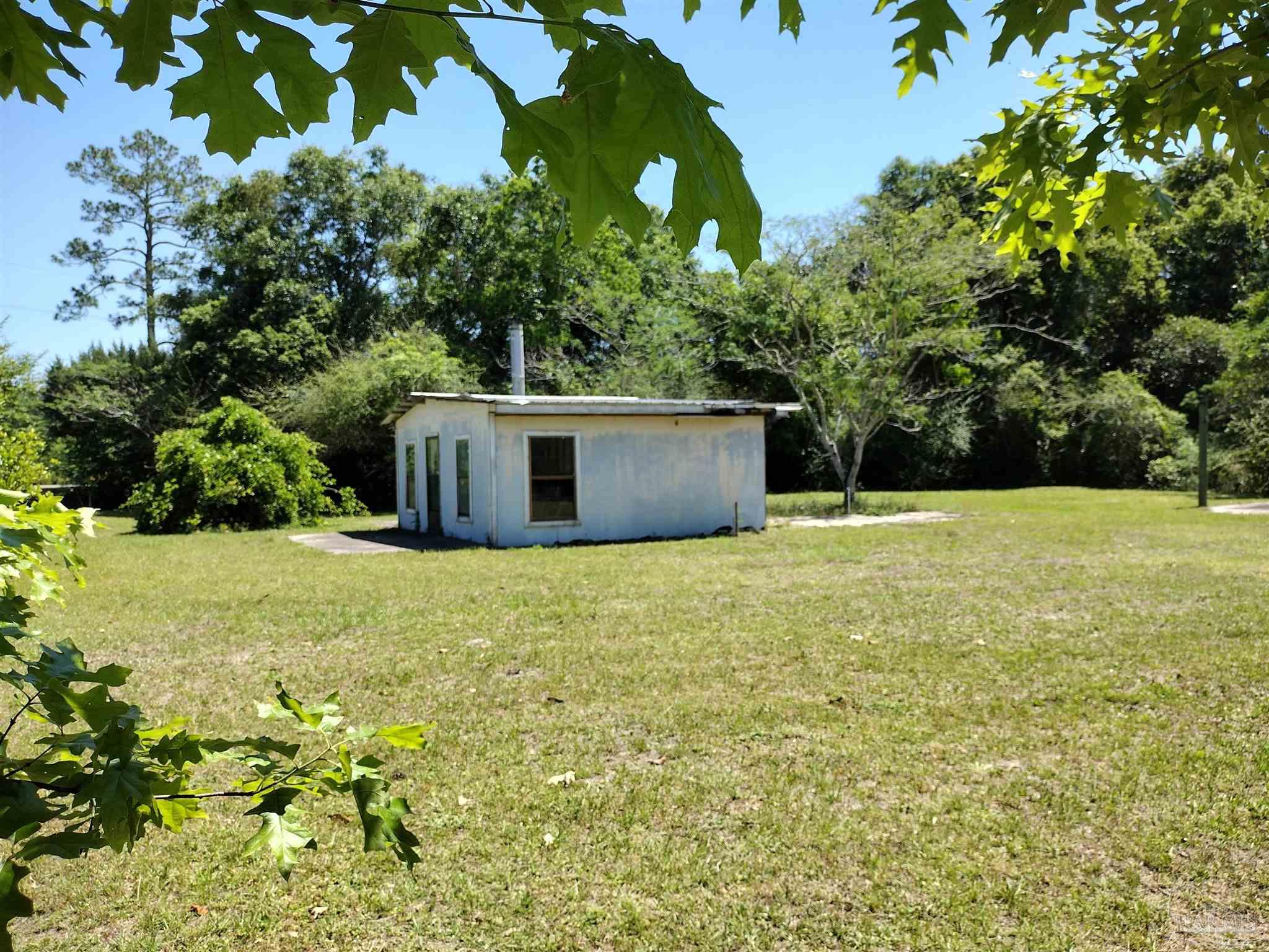 4611 Gunter Road Milton, FL 32570 - Photo 24 of 27