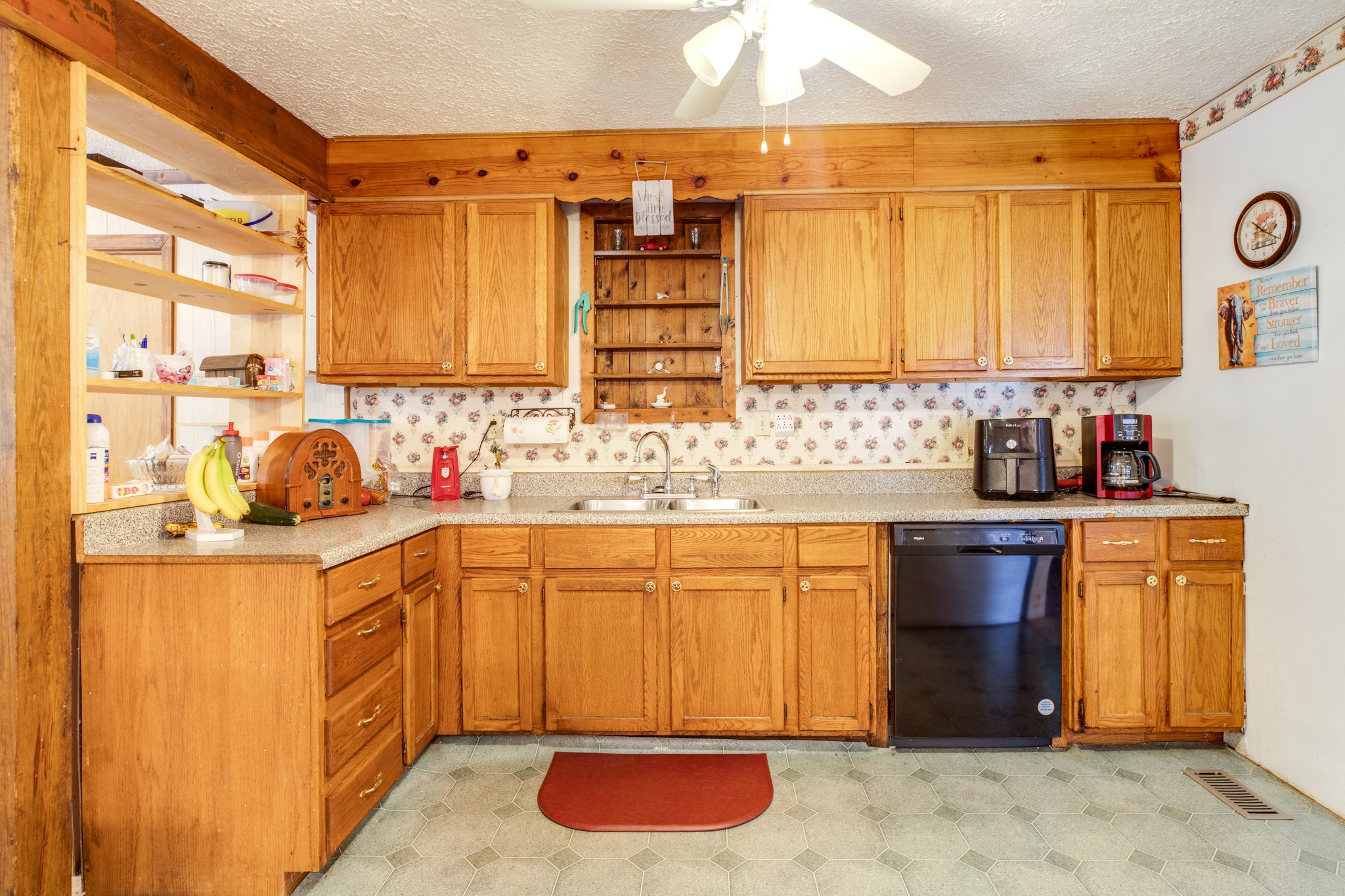 1195 Singleton Road Dickson, TN 37055 - Photo 11 of 41 Gallery Image 11