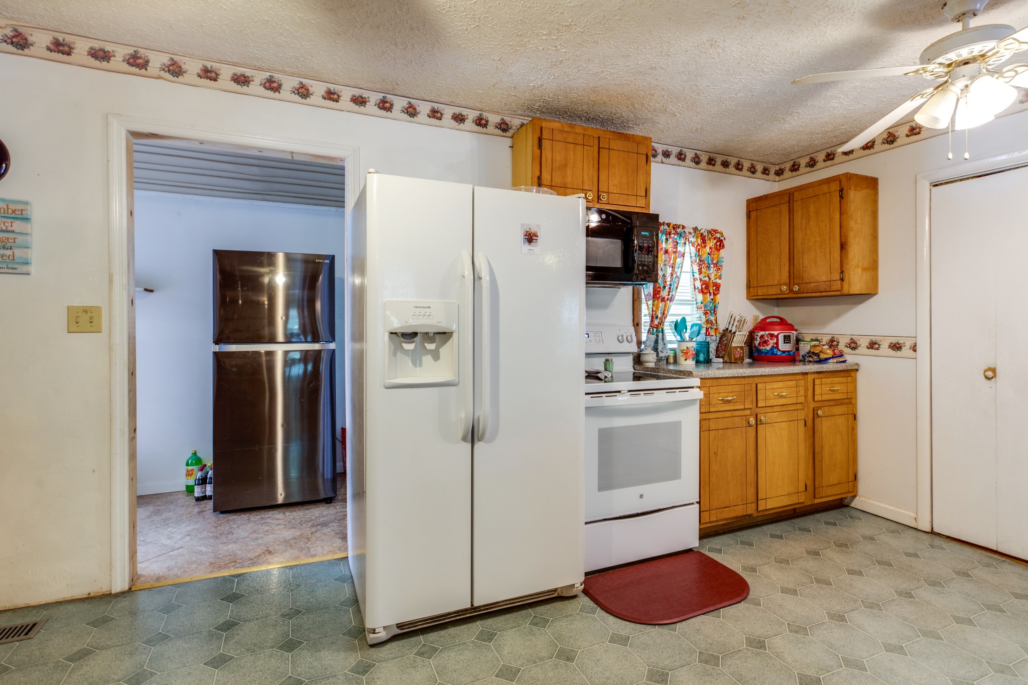 1195 Singleton Road Dickson, TN 37055 - Photo 12 of 41 Gallery Image 12