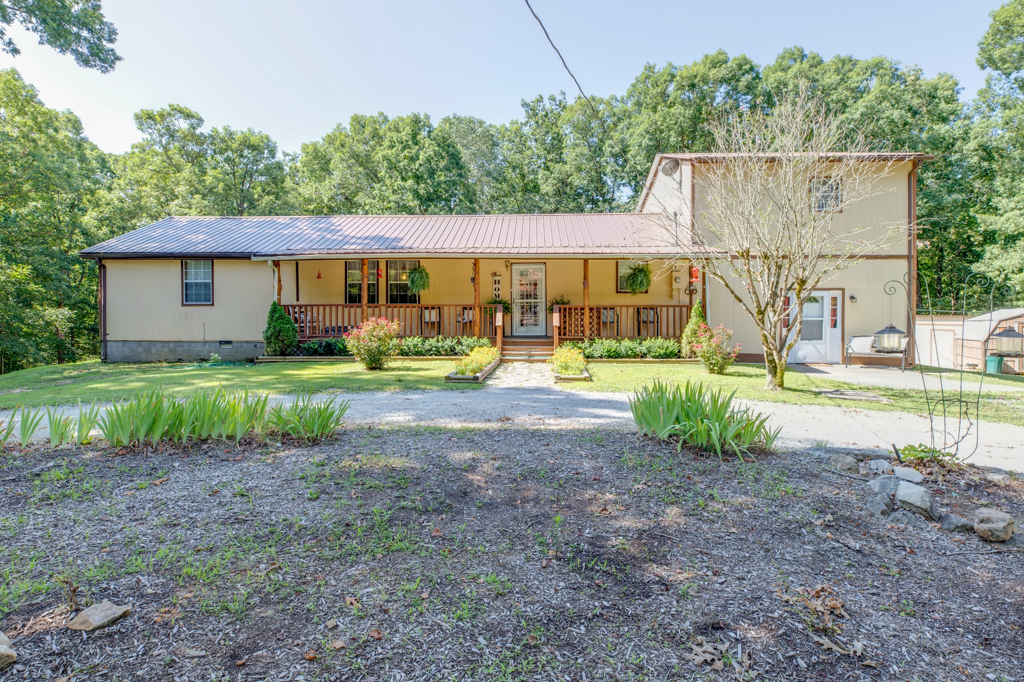 1195 Singleton Road Dickson, TN 37055 - Photo 2 of 41 Gallery Image 2