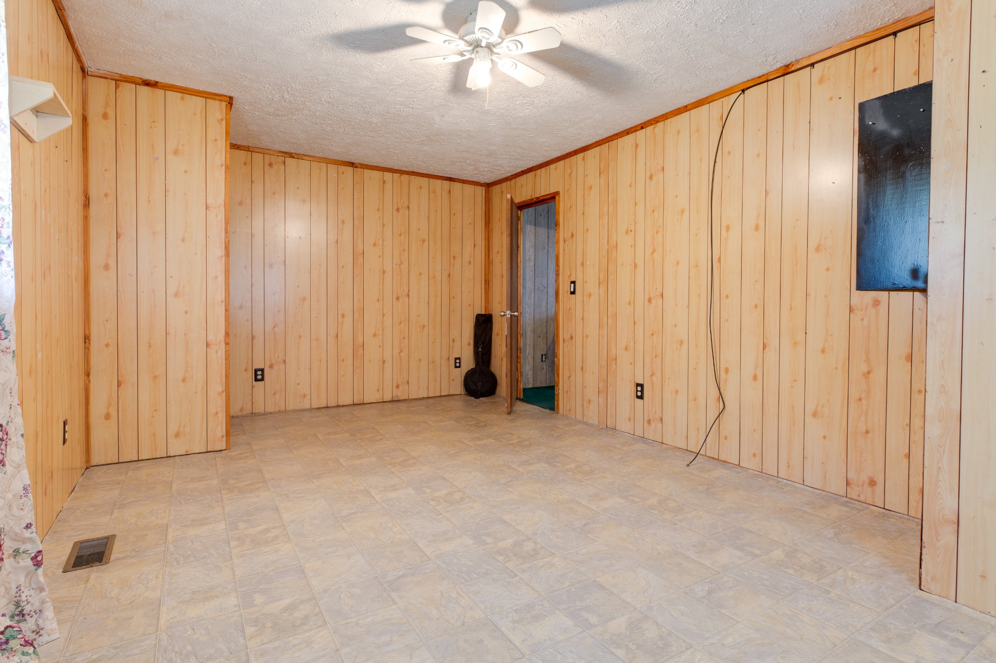 1195 Singleton Road Dickson, TN 37055 - Photo 32 of 41 Gallery Image 32