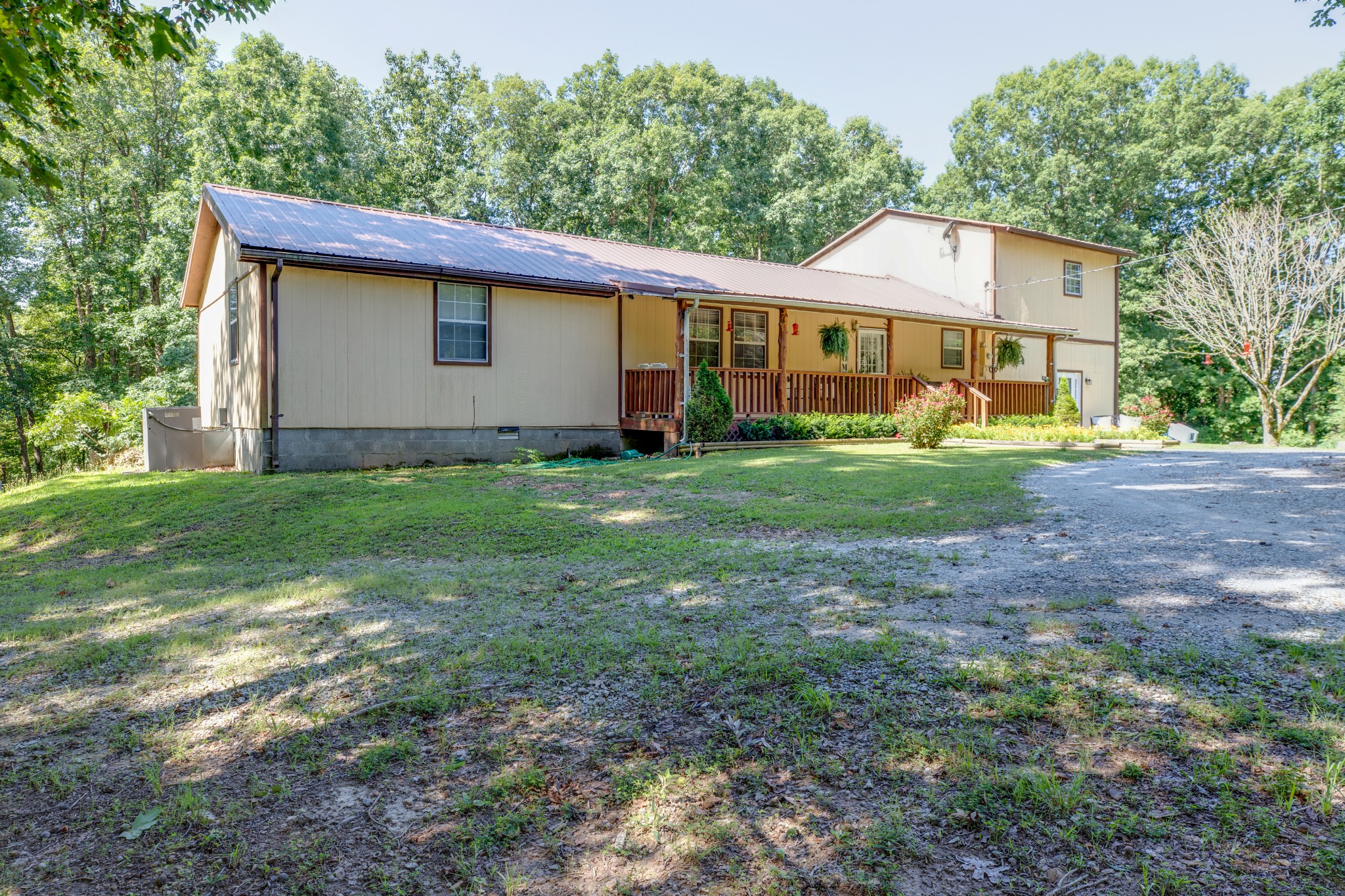 1195 Singleton Road Dickson, TN 37055 - Photo 4 of 41 Gallery Image 4