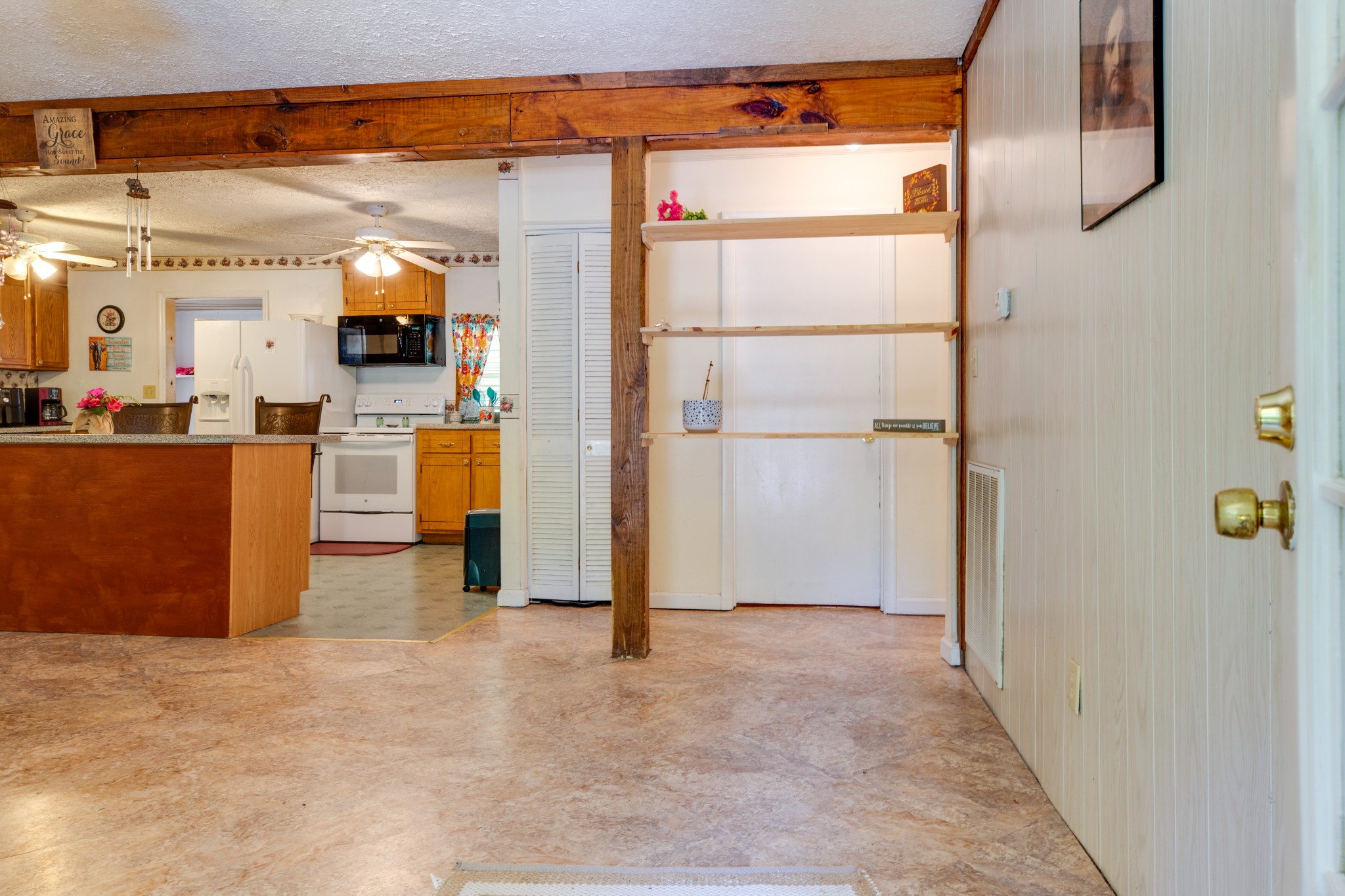 1195 Singleton Road Dickson, TN 37055 - Photo 7 of 41 Gallery Image 7