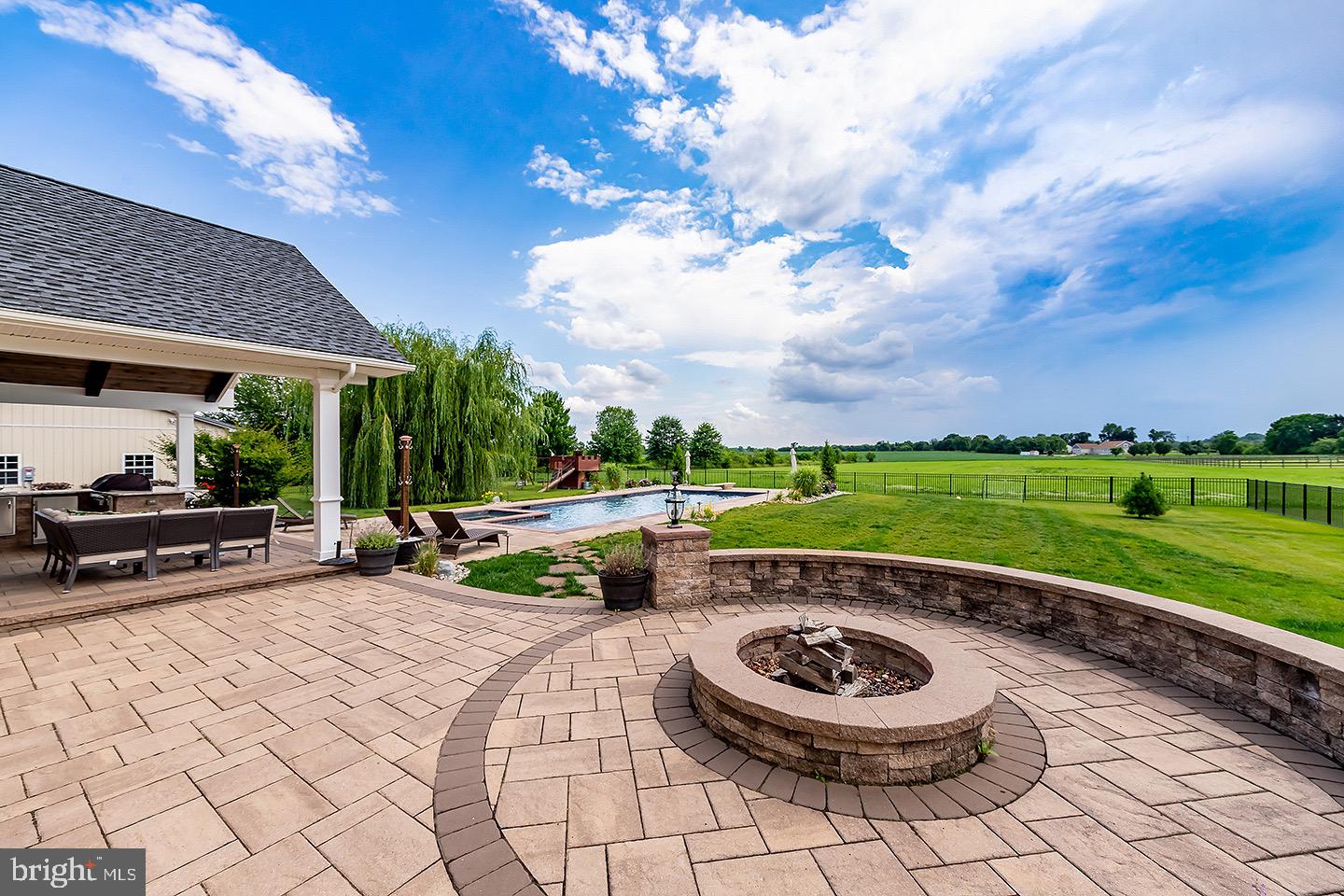 138 Point Airy Road Pilesgrove, NJ 08098 - Photo 10 of 68 Fire Pit