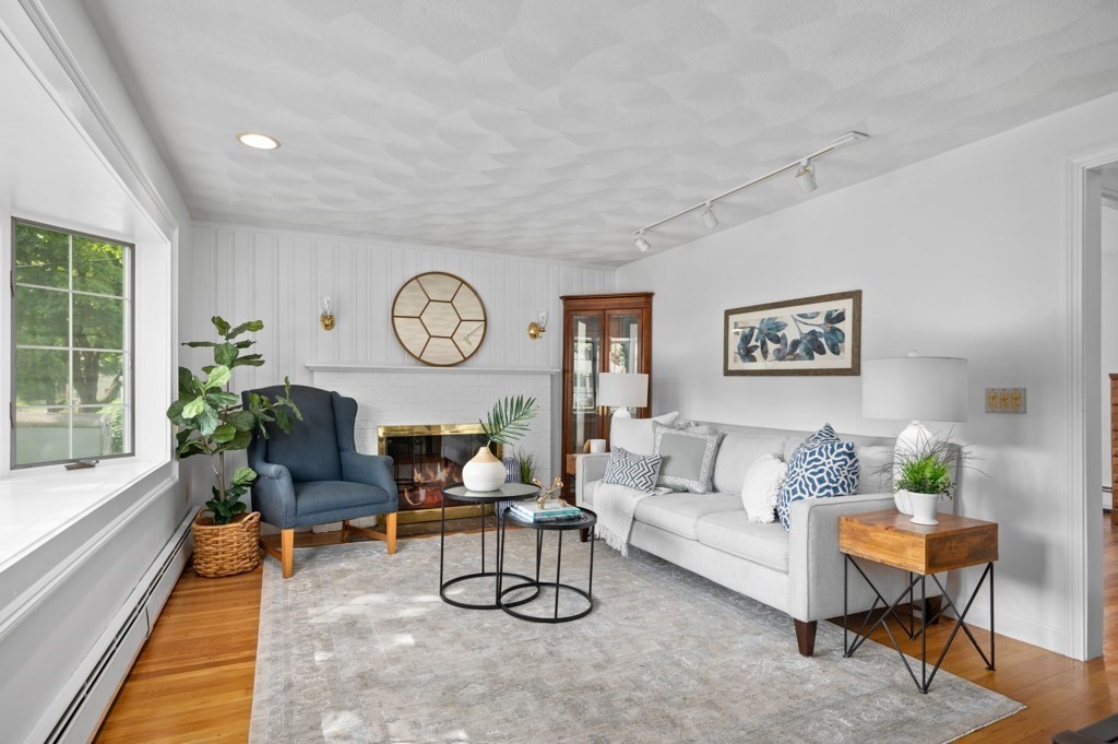 8 Erwin Road North Reading, MA 01864 - Photo 17 of 39 Gallery Image 17