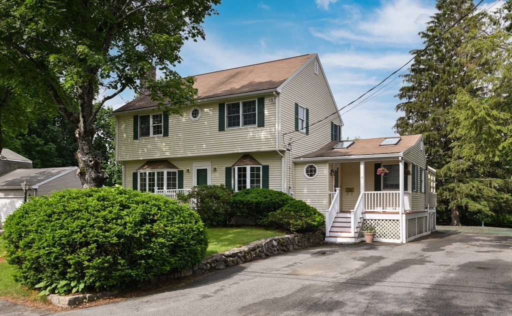 8 Erwin Road North Reading, MA 01864 - Photo 2 of 39 Gallery Image 2