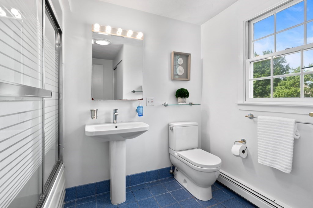 8 Erwin Road North Reading, MA 01864 - Photo 25 of 39 Gallery Image 25