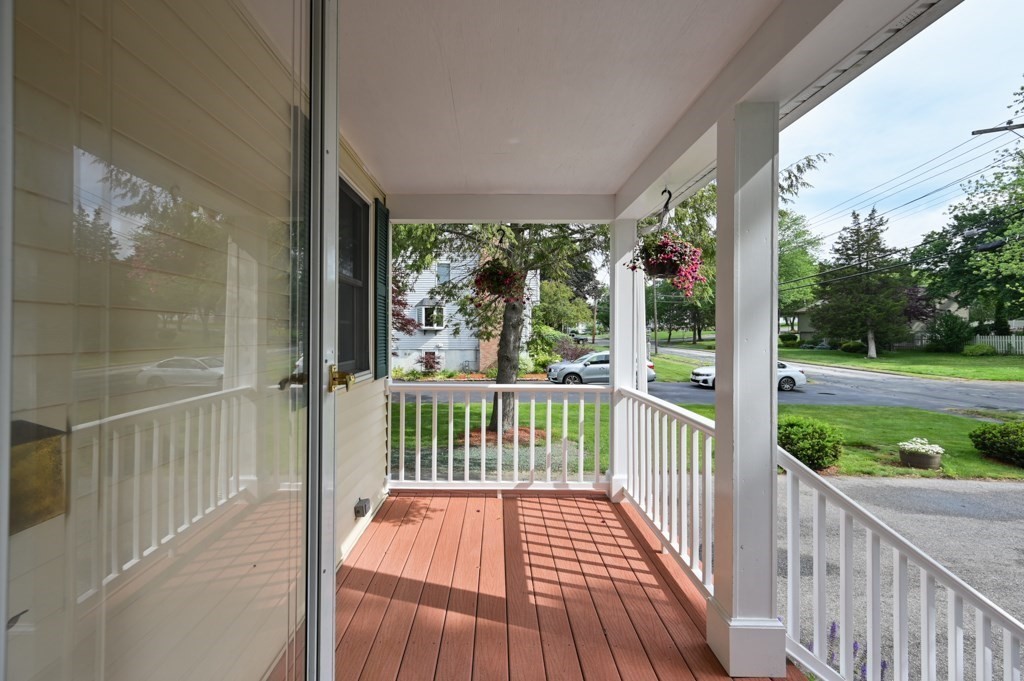 8 Erwin Road North Reading, MA 01864 - Photo 3 of 39 Gallery Image 3