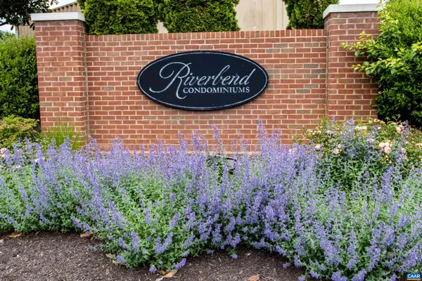 $238,000 | 300 Riverbend Drive, Unit 1F, Charlottesville, VA 22911