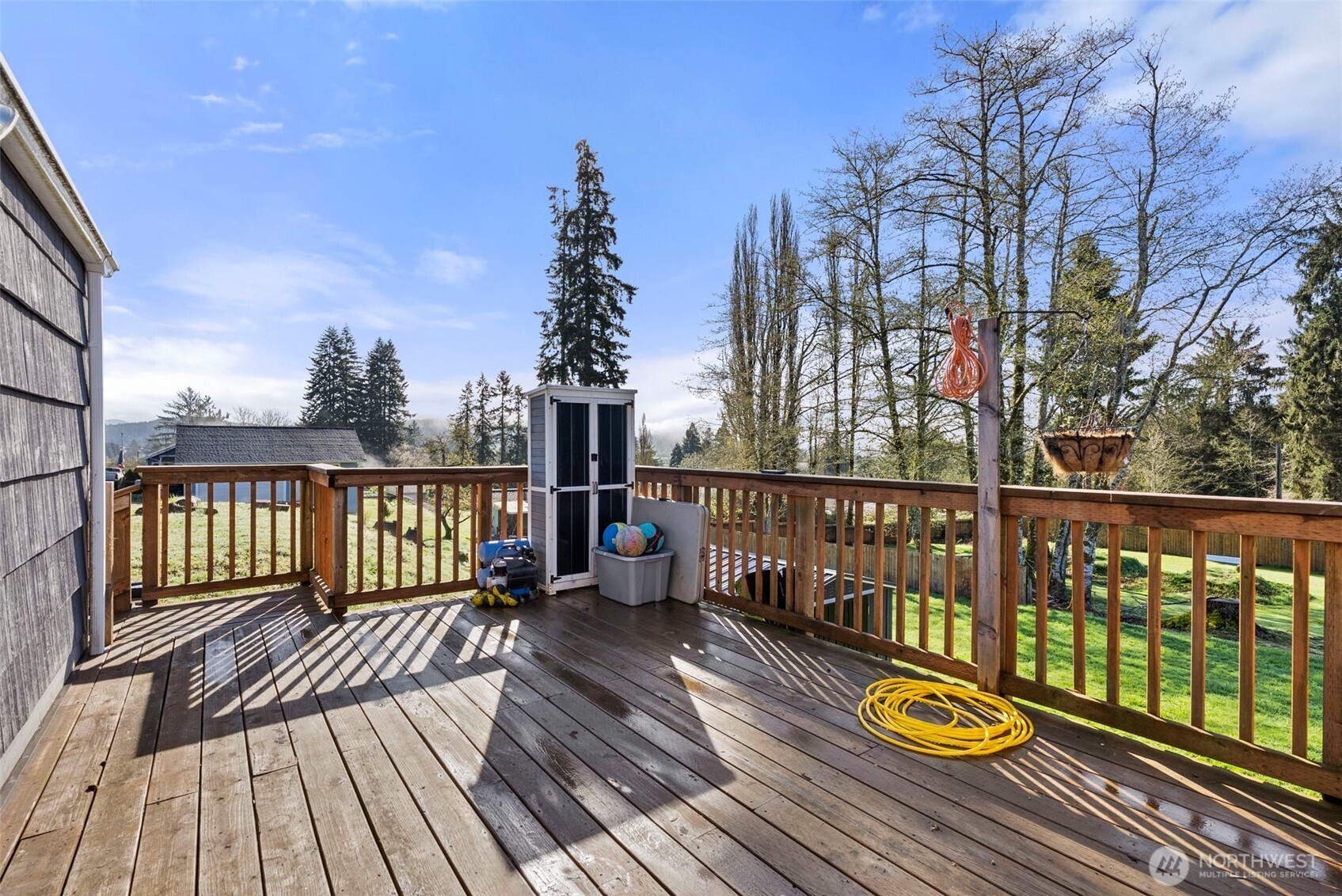 3306 Romane Road Raymond, WA 98577 - Photo 4 of 25 a view of balcony with wooden floor and fence
