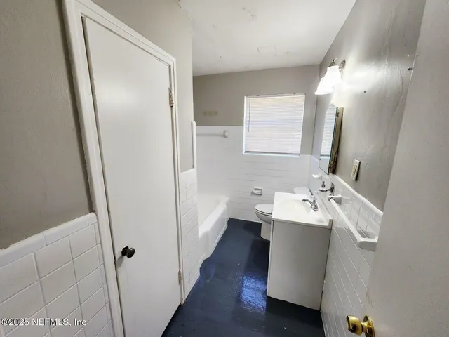 $1,375 | 3116 Belden Circle, Jacksonville, FL 32207