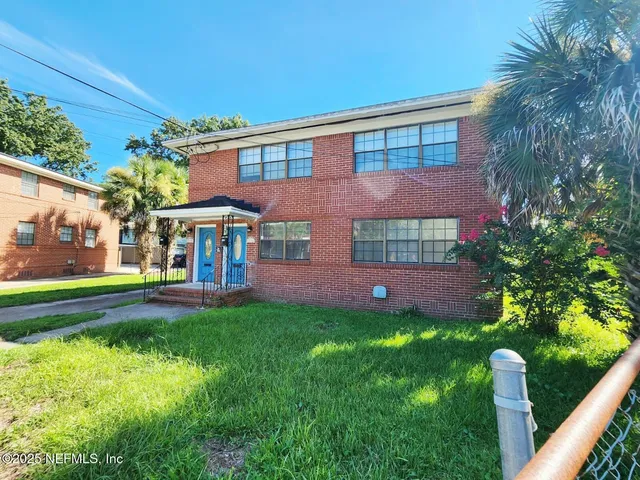 $1,375 | 3116 Belden Circle, Jacksonville, FL 32207