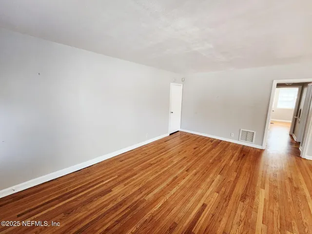 $1,375 | 3116 Belden Circle, Jacksonville, FL 32207