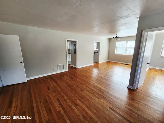 $1,375 | 3116 Belden Circle, Jacksonville, FL 32207