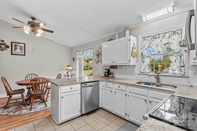 $317,500 | 402 Swaim Court, Salisbury, NC 28147