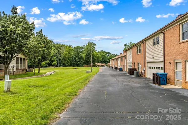 $309,900 | 402 Swaim Court, Salisbury, NC 28147