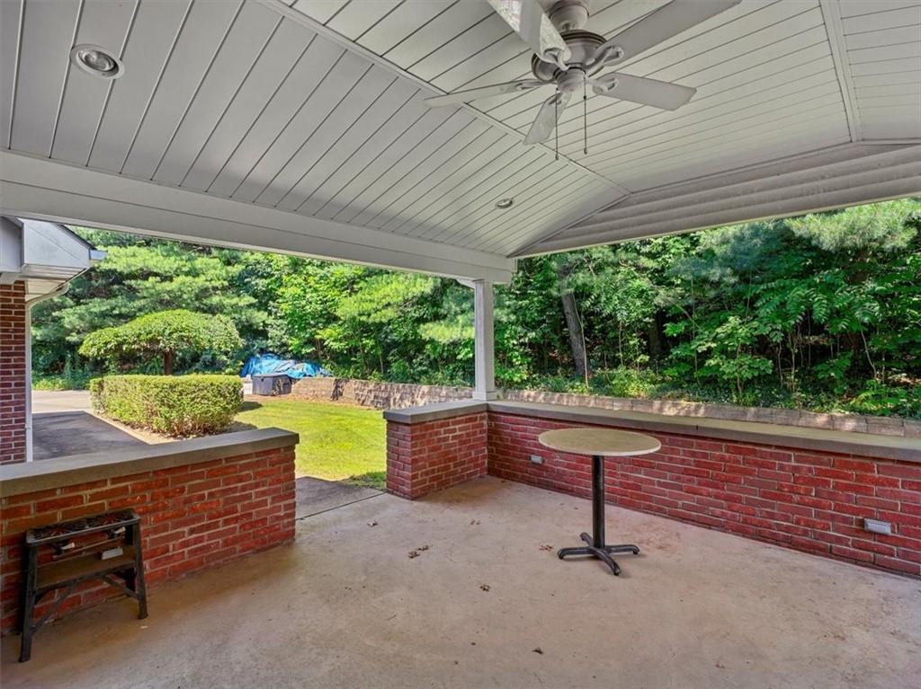 4273 River Road Beaver Falls, PA 15010 - Photo 11 of 35 Gallery Image 11