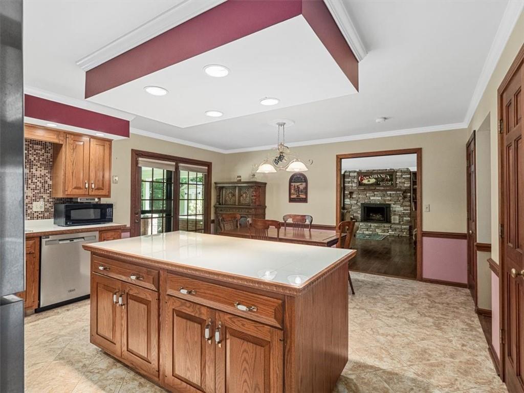 4273 River Road Beaver Falls, PA 15010 - Photo 7 of 35 Gallery Image 7