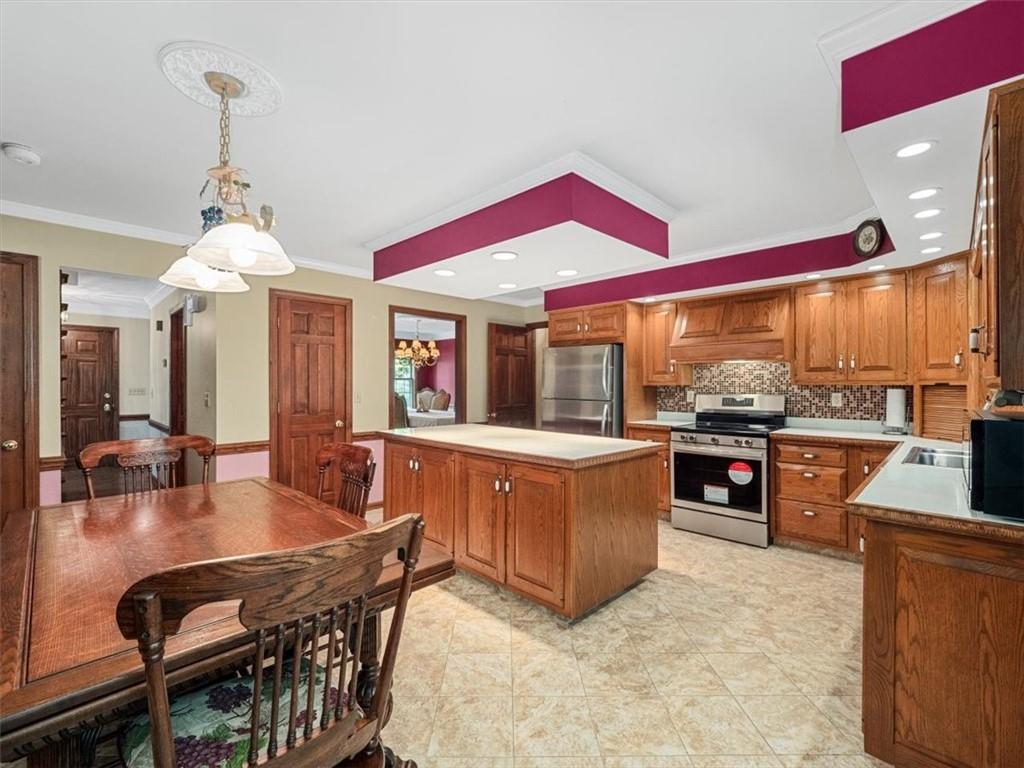 4273 River Road Beaver Falls, PA 15010 - Photo 8 of 35 Gallery Image 8