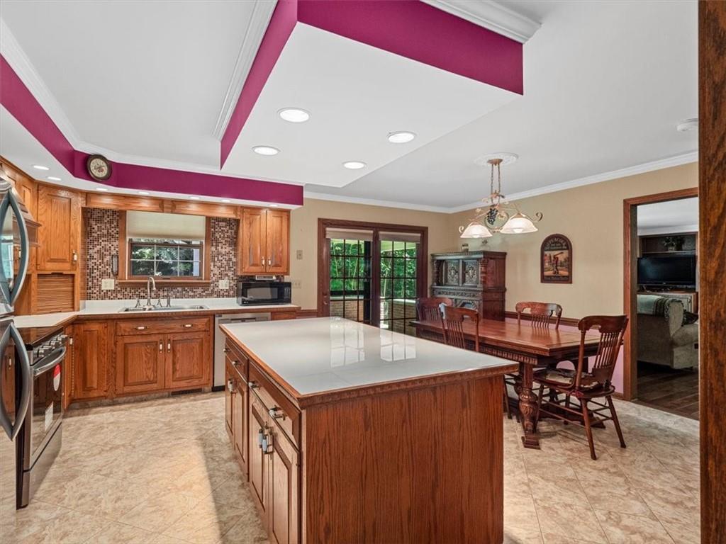 4273 River Road Beaver Falls, PA 15010 - Photo 9 of 35 Gallery Image 9