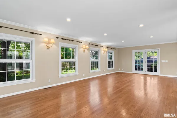 $799,000 | 10 Sunset Lane, Springfield, IL 62704