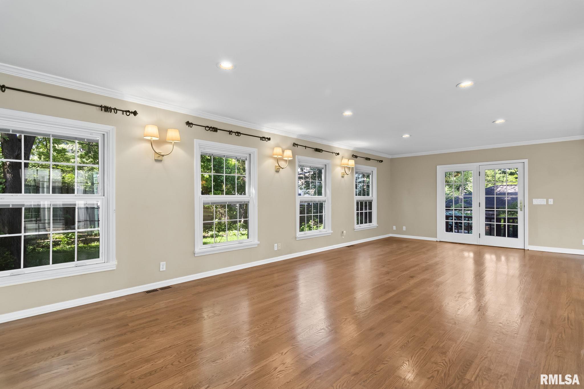 10 Sunset Lane Springfield, IL 62704 - Photo 13 of 77