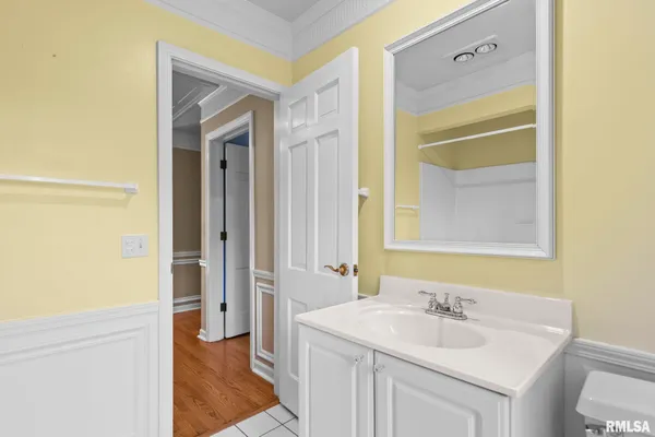 $799,000 | 10 Sunset Lane, Springfield, IL 62704