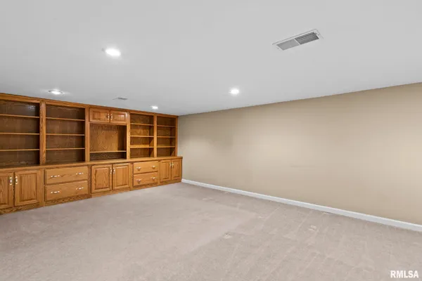 $799,000 | 10 Sunset Lane, Springfield, IL 62704