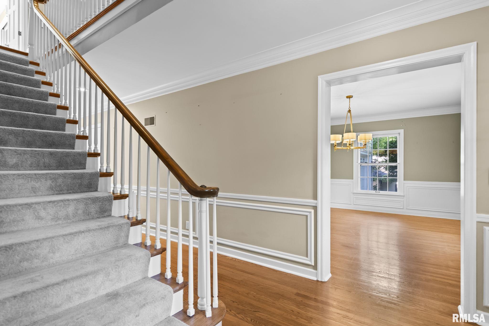 10 Sunset Lane Springfield, IL 62704 - Photo 9 of 77