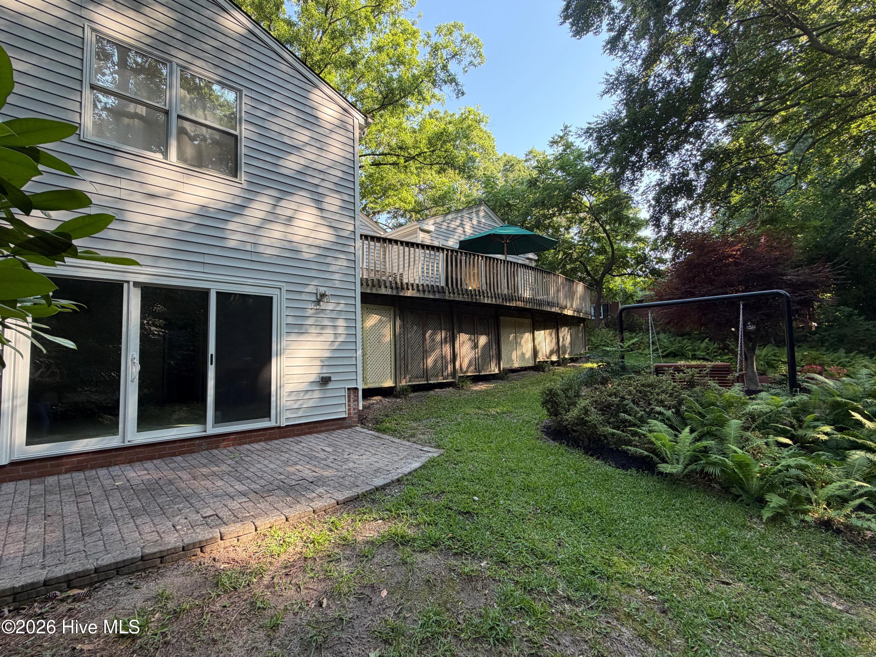141 East Longmeadow Road Greenville, NC 27858 - Photo 8 of 70
