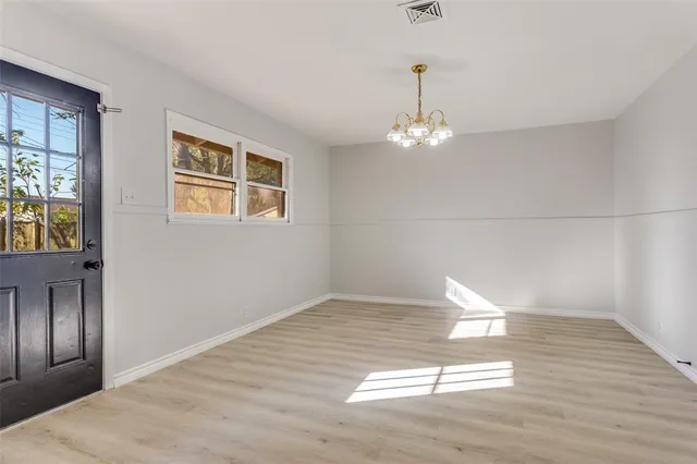 $1,699 | 1305 Southern Boulevard, Cleburne, TX 76033