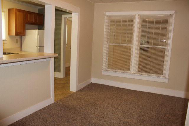 213 West Myrtle Avenue Foley, AL 36535 - Photo 4 of 12