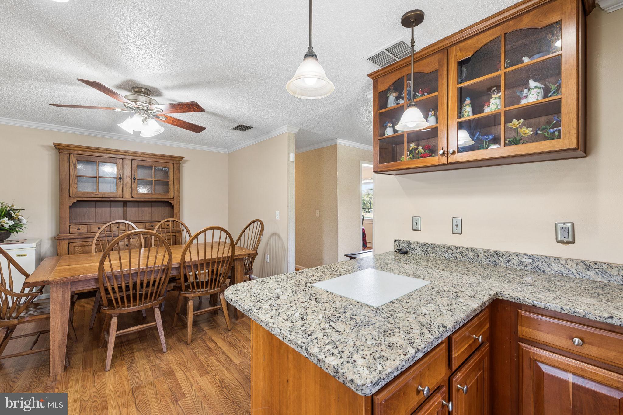 14917 Compton Road Centreville, VA 20121 - Photo 14 of 72 Eat In Kitchen