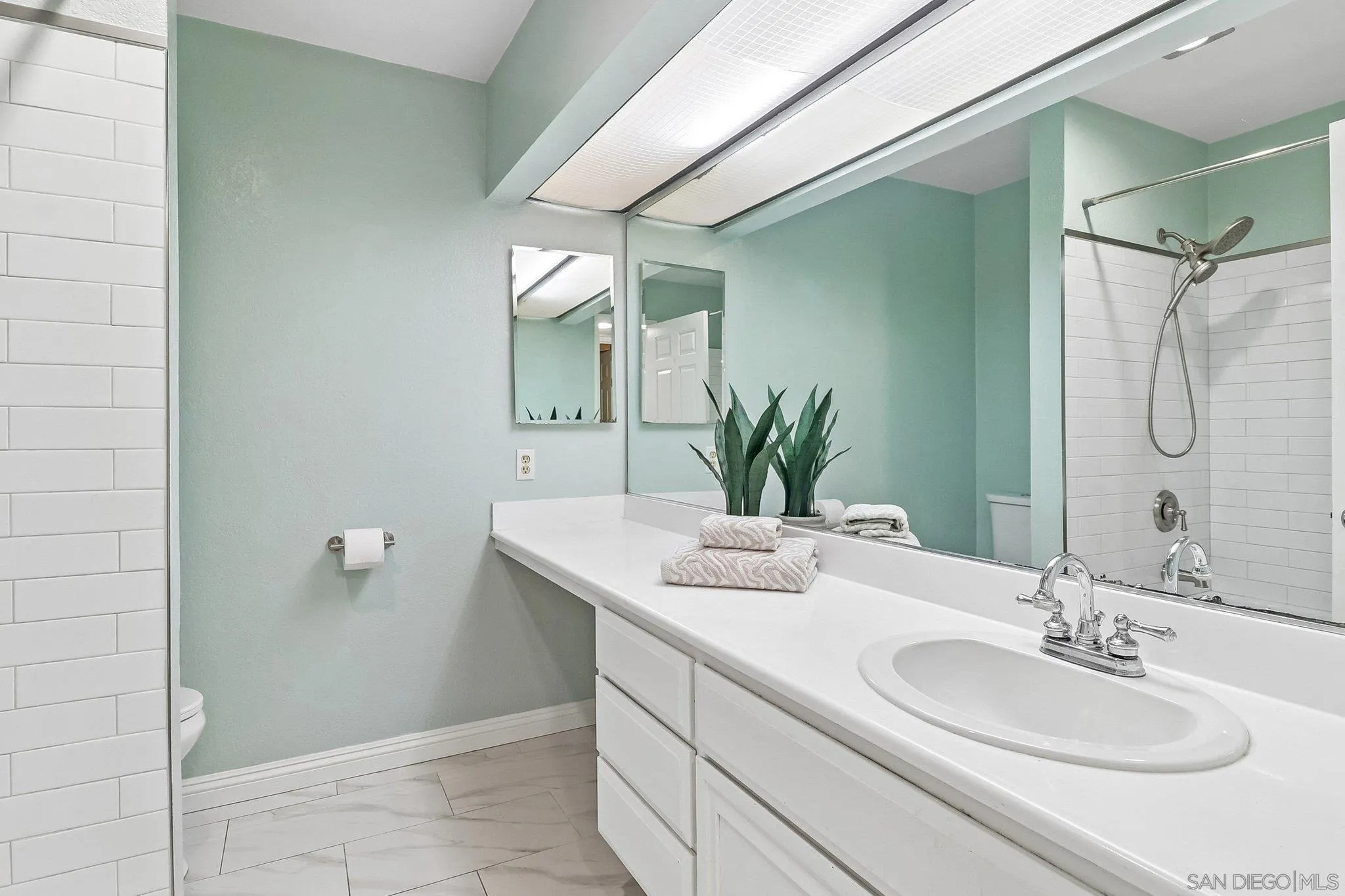 5745 Friars Road, Unit 73 San Diego, CA 92110 - Photo 15 of 28