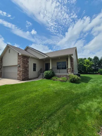 $375,000 | 15528 White Oak Drive, South Beloit, IL 61080