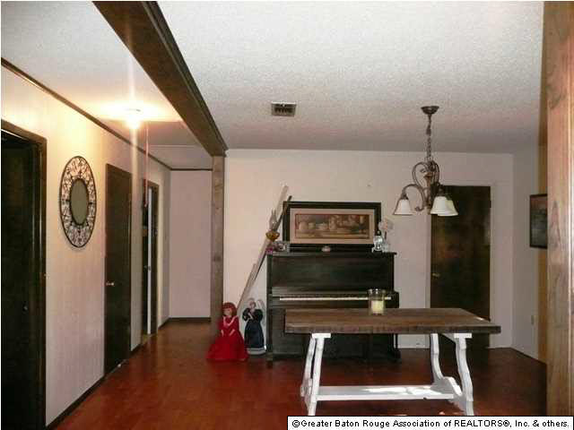 35260 Bend Road Denham Springs, LA 70706 - Photo 5 of 14 Gallery Image 5