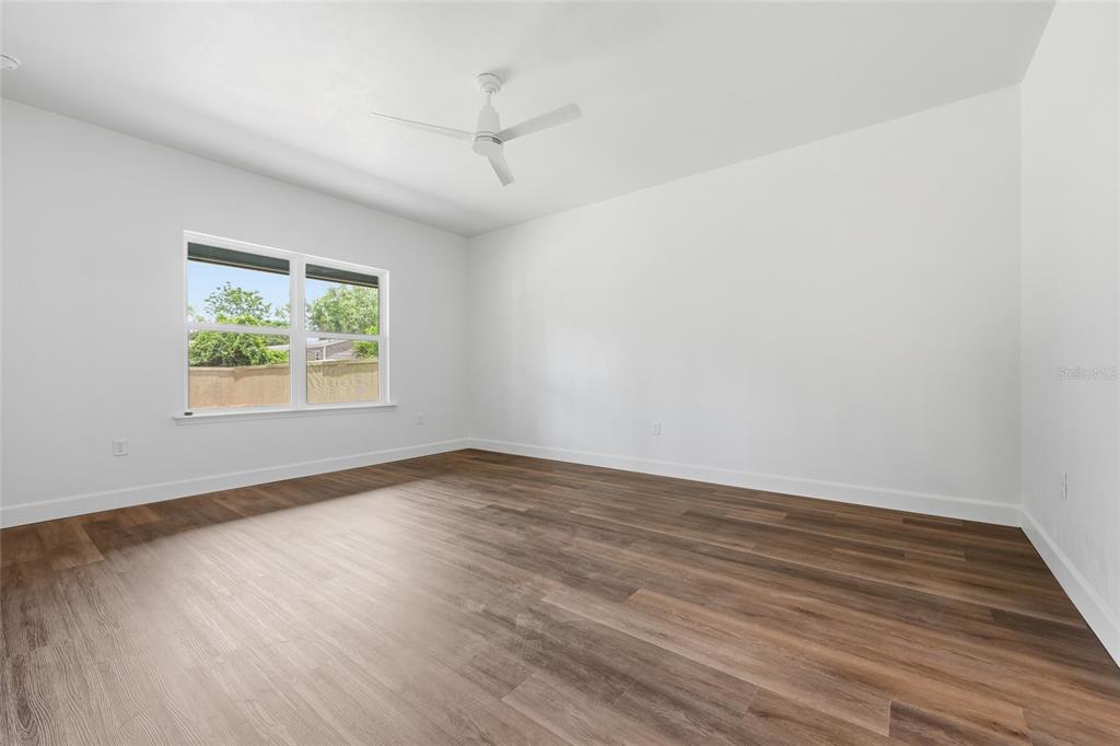 6682 Southwest 10th Lane Gainesville, FL 32607 - Photo 6 of 27 Gallery Image 6