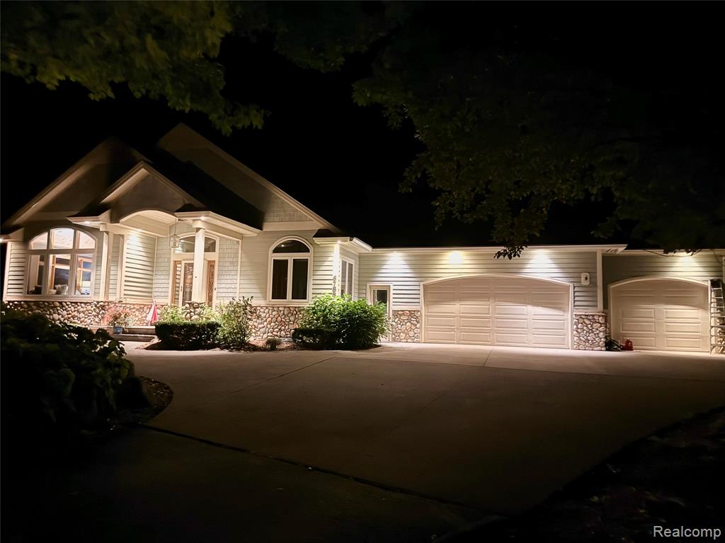 6788 East Hoxie Road Cedar, MI 49621 - Photo 1 of 78