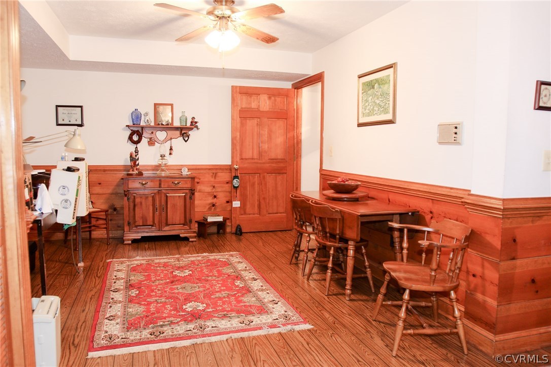 3620 Falstone Road North Chesterfield, VA 23234 - Photo 23 of 42 a view of a livingroom with furniture and a workspace