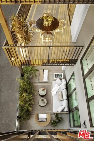 $10,700 | 9001 Santa Monica Boulevard, Unit 503, West Hollywood, CA 90069